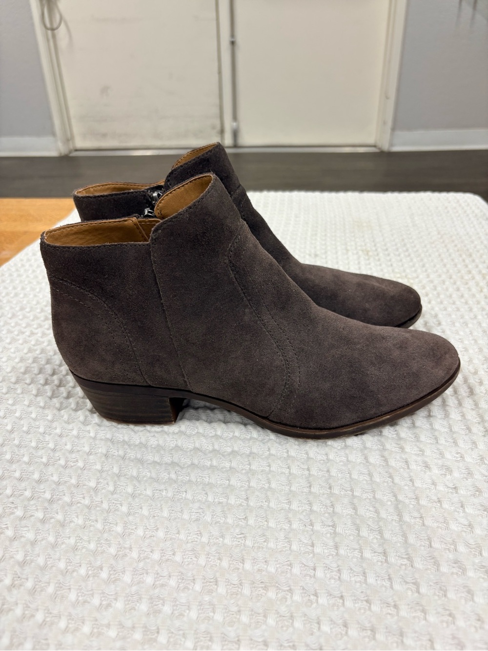 NWOT! Women’s Suede Ankle Boot in Dark Brown